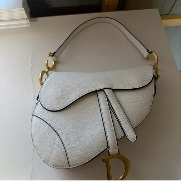 Chic White Saddle Bag with Gold Accents - Picture 1 of 2
